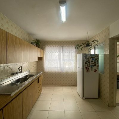 Apartamentos com 122m², 3 quartos, 1 suíte, 1 garagem, no bairro Centro em Florianópolis