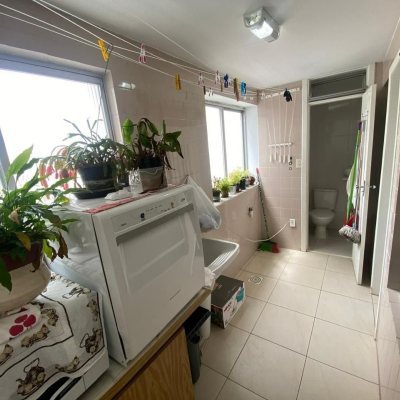 Apartamentos com 122m², 3 quartos, 1 suíte, 1 garagem, no bairro Centro em Florianópolis