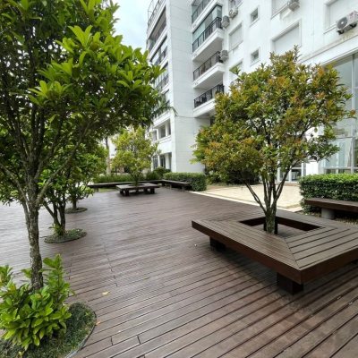 Apartamentos com 100m², 2 quartos, 1 suíte, 1 garagem, no bairro Abraão em Florianópolis