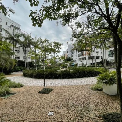 Apartamentos com 100m², 2 quartos, 1 suíte, 1 garagem, no bairro Abraão em Florianópolis