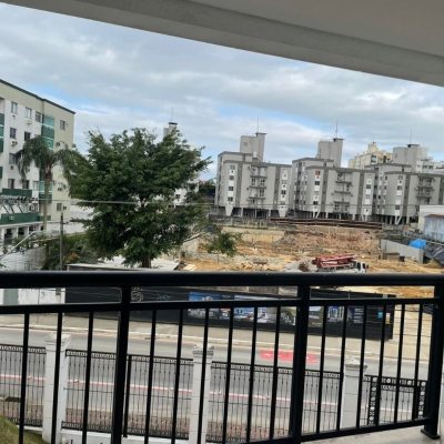 Apartamentos com 100m², 2 quartos, 1 suíte, 1 garagem, no bairro Abraão em Florianópolis