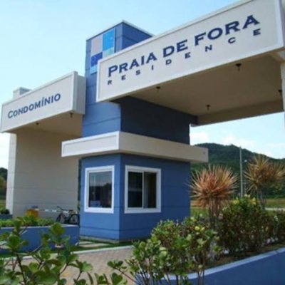 Casa em Condomínio com 137m², 3 quartos, 1 suíte, 2 garagens, no bairro Praia De Fora em Palhoça