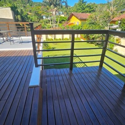 Casa em Condomínio com 240m², 4 quartos, 3 suítes, 1 garagem, no bairro Sambaqui em Florianópolis