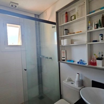Casa em Condomínio com 240m², 4 quartos, 3 suítes, 1 garagem, no bairro Sambaqui em Florianópolis