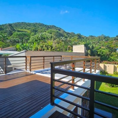 Casa em Condomínio com 240m², 4 quartos, 3 suítes, 1 garagem, no bairro Sambaqui em Florianópolis