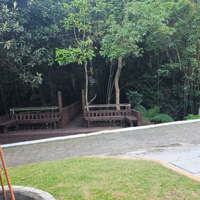 Casa em Condomínio com 240m², 4 quartos, 3 suítes, 1 garagem, no bairro Sambaqui em Florianópolis