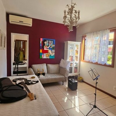 Casa em Condomínio com 240m², 4 quartos, 3 suítes, 1 garagem, no bairro Sambaqui em Florianópolis