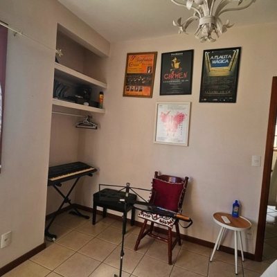 Casa em Condomínio com 240m², 4 quartos, 3 suítes, 1 garagem, no bairro Sambaqui em Florianópolis