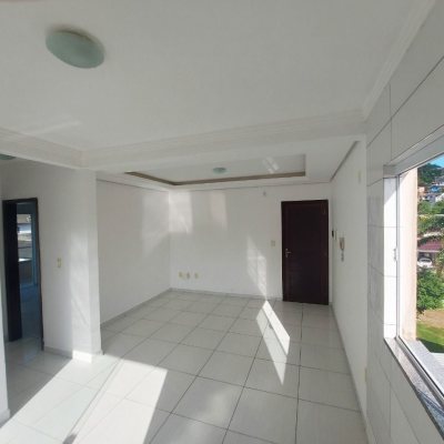 Apartamentos com 58m², 2 quartos, 1 garagem, no bairro Forquilhinha em São José