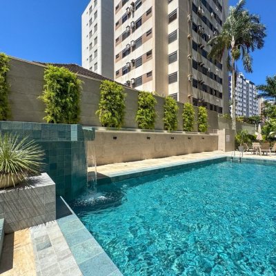 Apartamentos com 325m², 4 quartos, 2 suítes, 3 garagens, no bairro Centro em Florianópolis