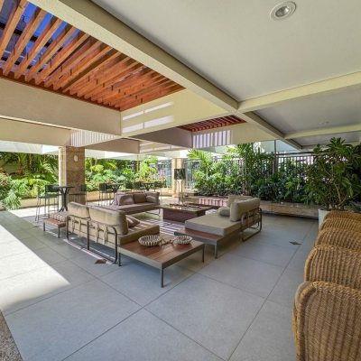 Apartamentos com 325m², 4 quartos, 2 suítes, 3 garagens, no bairro Centro em Florianópolis