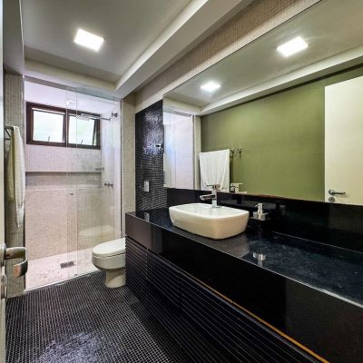 Apartamentos com 325m², 4 quartos, 2 suítes, 3 garagens, no bairro Centro em Florianópolis