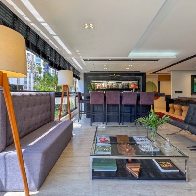 Apartamentos com 325m², 4 quartos, 2 suítes, 3 garagens, no bairro Centro em Florianópolis