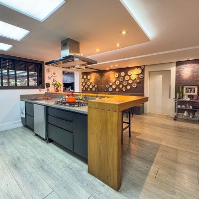 Apartamentos com 325m², 4 quartos, 2 suítes, 3 garagens, no bairro Centro em Florianópolis