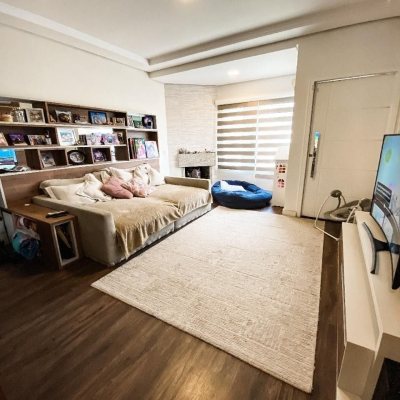 Casa Residencial com 205m², 3 quartos, 3 suítes, 3 garagens, no bairro Ingleses em Florianópolis