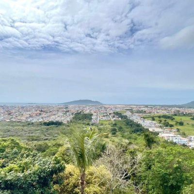 Casa Residencial com 458m², 4 quartos, no bairro Vargem Do Bom Jesus em Florianópolis