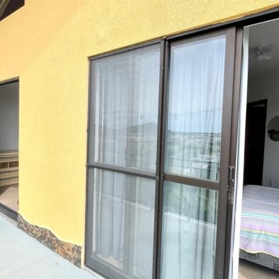 Casa Residencial com 458m², 4 quartos, no bairro Vargem Do Bom Jesus em Florianópolis