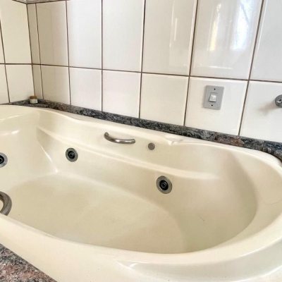 Casa Residencial com 458m², 4 quartos, no bairro Vargem Do Bom Jesus em Florianópolis