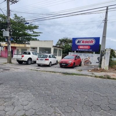 Casa Residencial com 150m², 2 quartos, 2 garagens, no bairro Ingleses do Rio Vermelho em Florianópolis