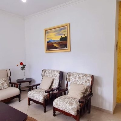 Casa Residencial com 200m², 4 quartos, 1 suíte, 3 garagens, no bairro Nossa Senhora Do Rosário em São José