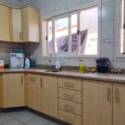 Casa Residencial com 200m², 4 quartos, 1 suíte, 3 garagens, no bairro Nossa Senhora Do Rosário em São José