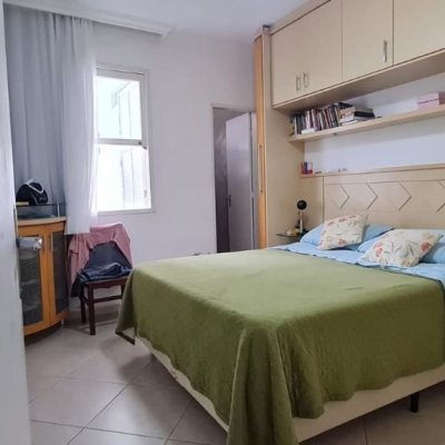 Casa Residencial com 200m², 4 quartos, 1 suíte, 3 garagens, no bairro Nossa Senhora Do Rosário em São José