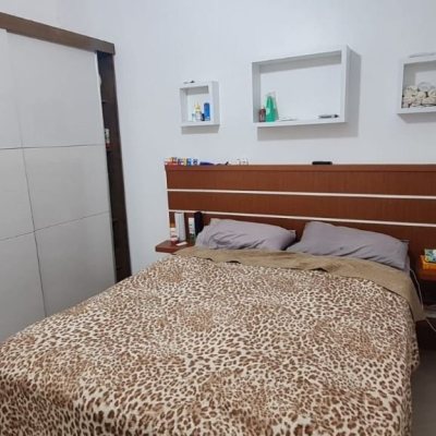 Casa Residencial com 200m², 4 quartos, 1 suíte, 3 garagens, no bairro Nossa Senhora Do Rosário em São José