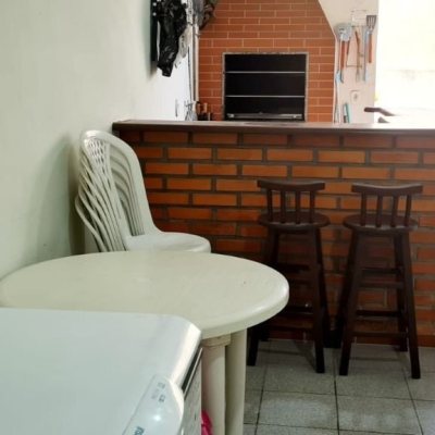 Casa Residencial com 200m², 4 quartos, 1 suíte, 3 garagens, no bairro Nossa Senhora Do Rosário em São José