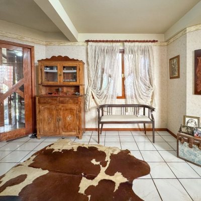 Casa Residencial com 551m², 8 quartos, 8 suítes, 6 garagens, no bairro Jurerê Internacional em Florianópolis