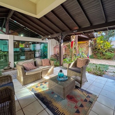 Casa Residencial com 551m², 8 quartos, 8 suítes, 6 garagens, no bairro Jurerê Internacional em Florianópolis