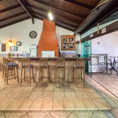 Casa Residencial com 551m², 8 quartos, 8 suítes, 6 garagens, no bairro Jurerê Internacional em Florianópolis