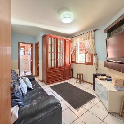 Casa Residencial com 551m², 8 quartos, 8 suítes, 6 garagens, no bairro Jurerê Internacional em Florianópolis