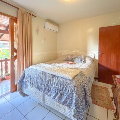 Casa Residencial com 551m², 8 quartos, 8 suítes, 6 garagens, no bairro Jurerê Internacional em Florianópolis