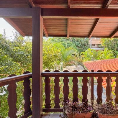 Casa Residencial com 551m², 8 quartos, 8 suítes, 6 garagens, no bairro Jurerê Internacional em Florianópolis