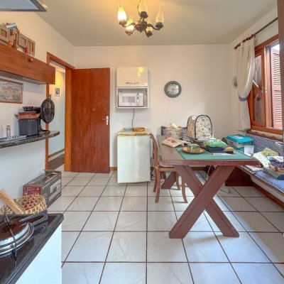 Casa Residencial com 551m², 8 quartos, 8 suítes, 6 garagens, no bairro Jurerê Internacional em Florianópolis