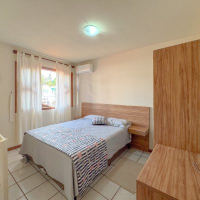 Casa Residencial com 551m², 8 quartos, 8 suítes, 6 garagens, no bairro Jurerê Internacional em Florianópolis