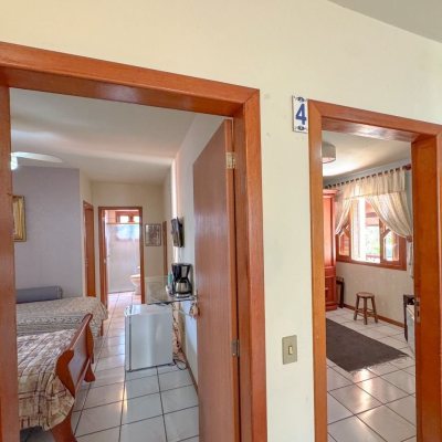 Casa Residencial com 551m², 8 quartos, 8 suítes, 6 garagens, no bairro Jurerê Internacional em Florianópolis