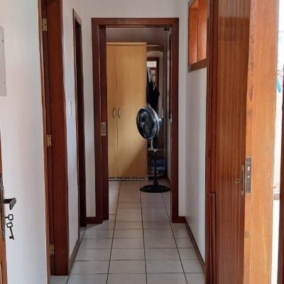 Casa Residencial com 139m², 2 quartos, 4 garagens, no bairro Ingleses do Rio Vermelho em Florianópolis