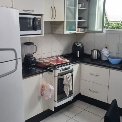 Apartamentos com 159m², 4 quartos, 1 suíte, 2 garagens, no bairro Abraão em Florianópolis