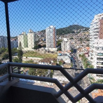 Apartamentos com 166m², 4 quartos, 2 suítes, 2 garagens, no bairro Agronômica em Florianópolis