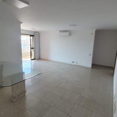 Apartamentos com 166m², 4 quartos, 2 suítes, 2 garagens, no bairro Agronômica em Florianópolis