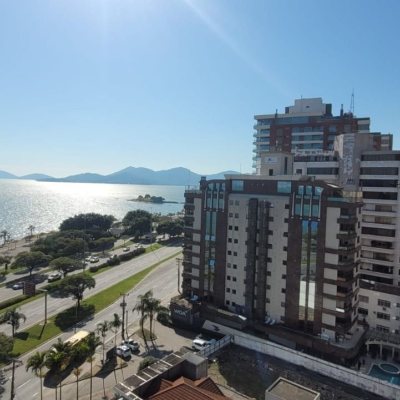 Apartamentos com 166m², 4 quartos, 2 suítes, 2 garagens, no bairro Agronômica em Florianópolis