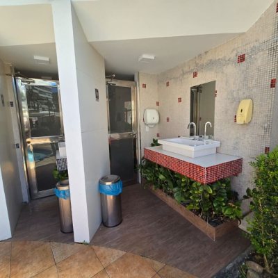 Apartamentos com 166m², 4 quartos, 2 suítes, 2 garagens, no bairro Agronômica em Florianópolis