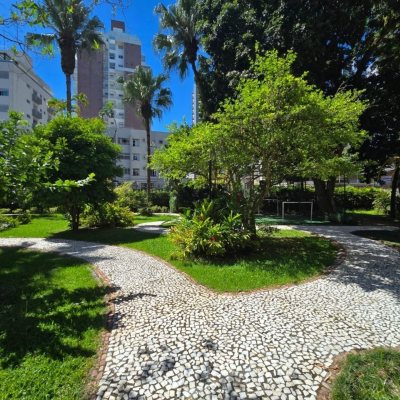 Apartamentos com 166m², 4 quartos, 2 suítes, 2 garagens, no bairro Agronômica em Florianópolis