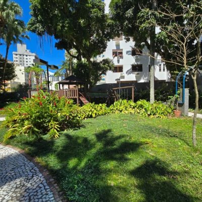 Apartamentos com 166m², 4 quartos, 2 suítes, 2 garagens, no bairro Agronômica em Florianópolis