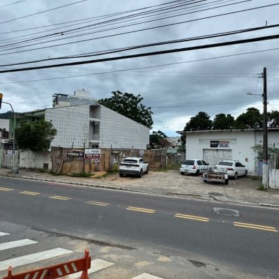 Casa Residencial com 1455m², no bairro Saco Dos Limões em Florianópolis