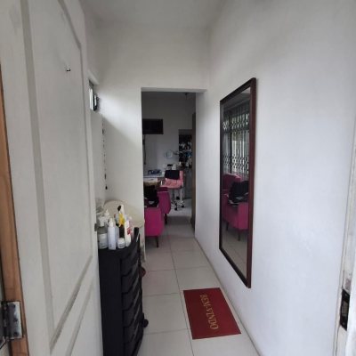 Casa Residencial com 200m², 3 quartos, 1 suíte, 1 garagem, no bairro Estreito em Florianópolis