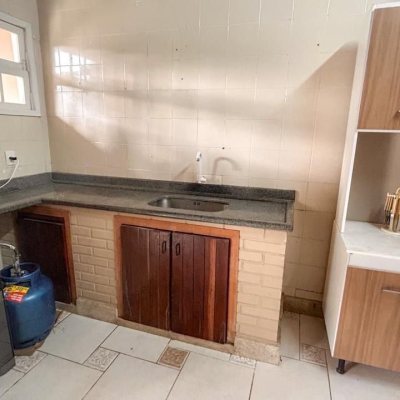 Casa Residencial com 420m², 4 quartos, 2 suítes, 3 garagens, no bairro Ponta Das Canas em Florianópolis