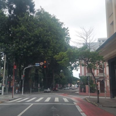 Sala com 77m², 2 garagens, no bairro Centro em Florianópolis