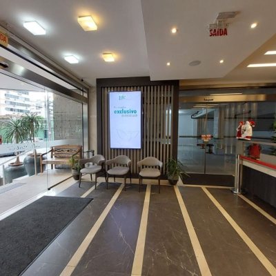 Sala com 77m², 2 garagens, no bairro Centro em Florianópolis